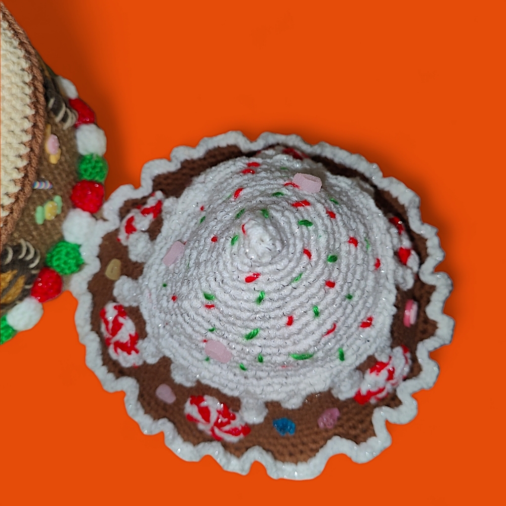 Handmade Crochet Giant Gingerbread Gnome House Basket - Picture 11 of 13